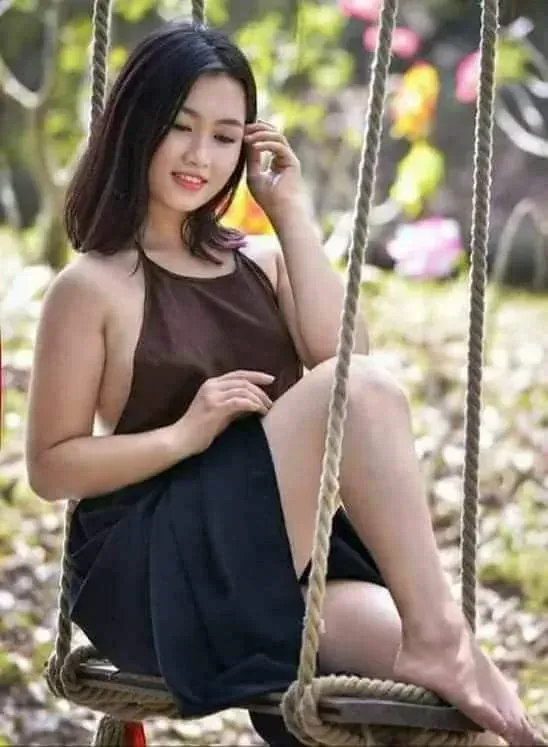 Ảnh sex áo yếm 32