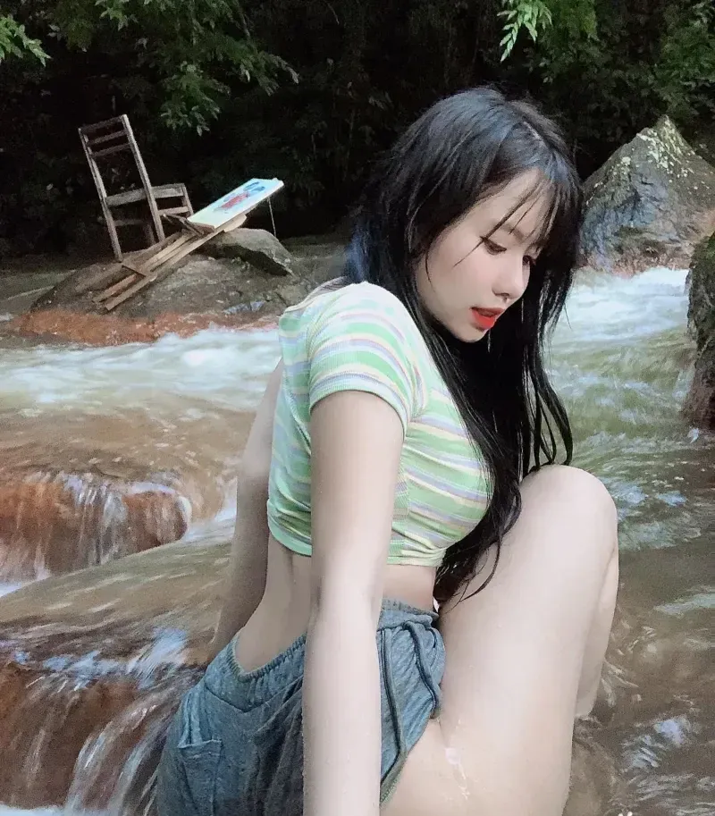 Trương Khả Di Onlyfans 17