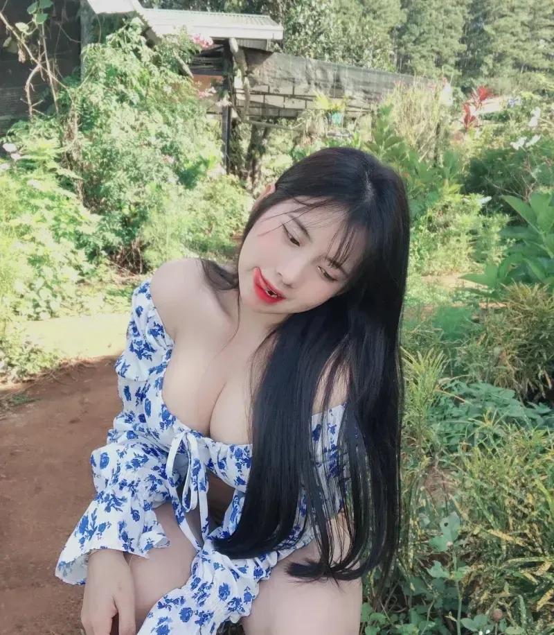 Trương Khả Di Onlyfans 24