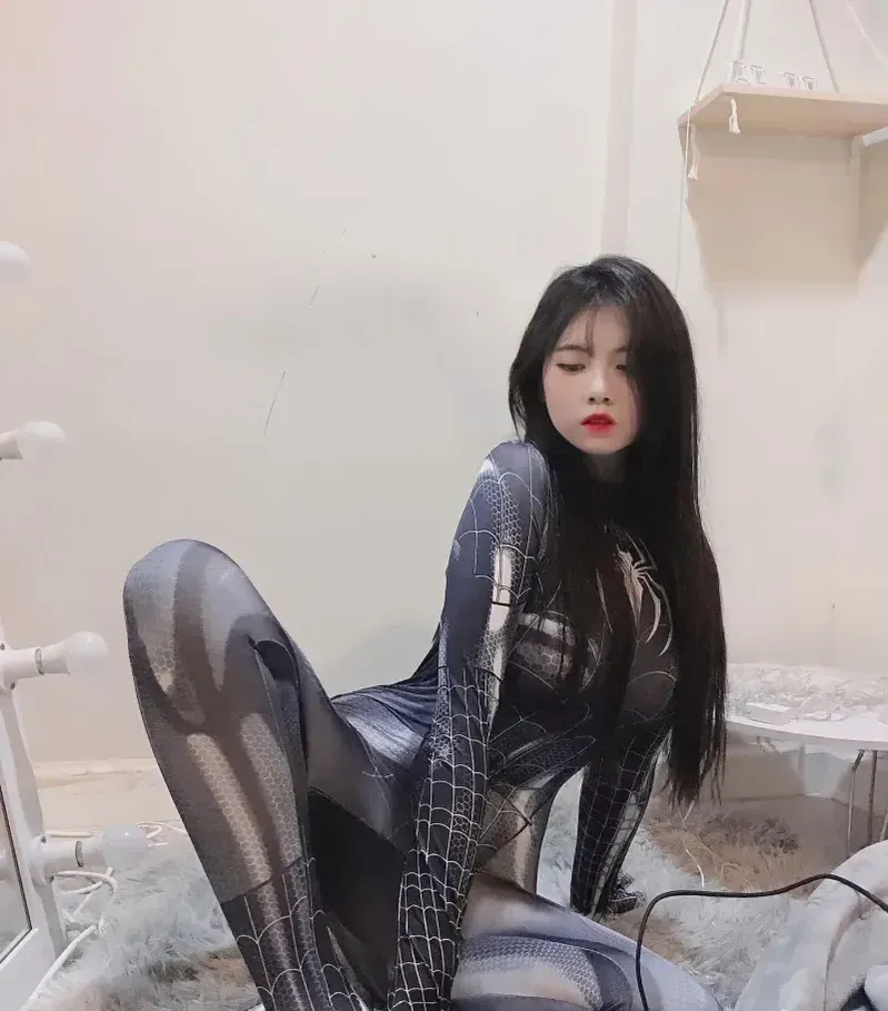 Trương Khả Di Onlyfans 33