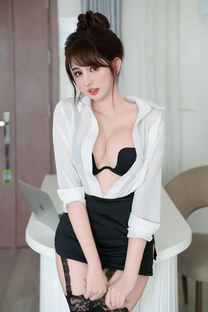 Ảnh 18+ Huỳnh Mai Linh 52