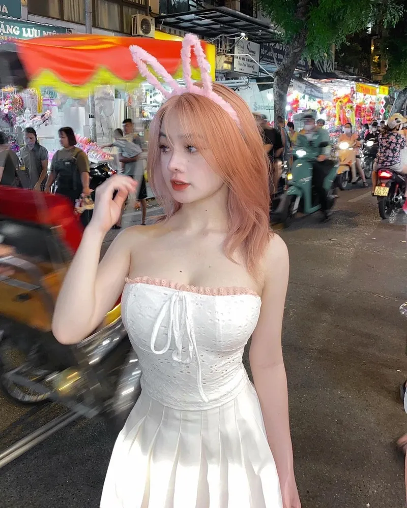 Ảnh 18+ Phạm Phương Linh 08