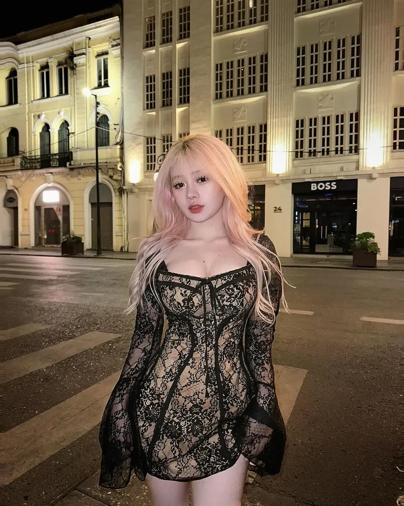 Ảnh 18+ Phạm Phương Linh 28