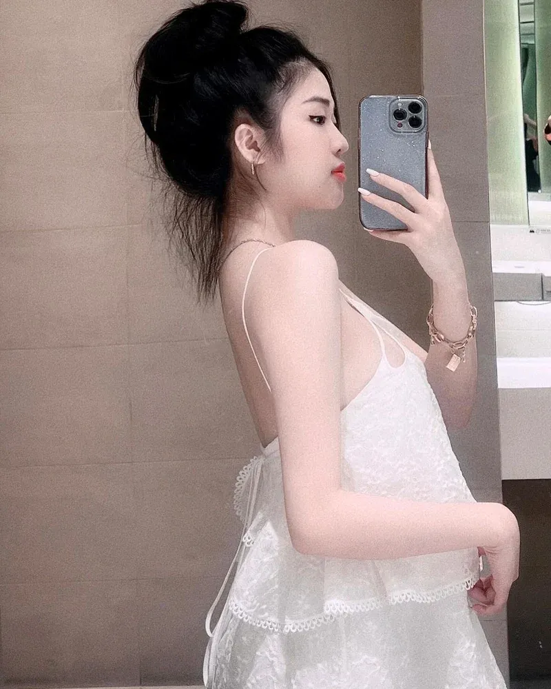 Ảnh nóng Hồ Anh Thư 35