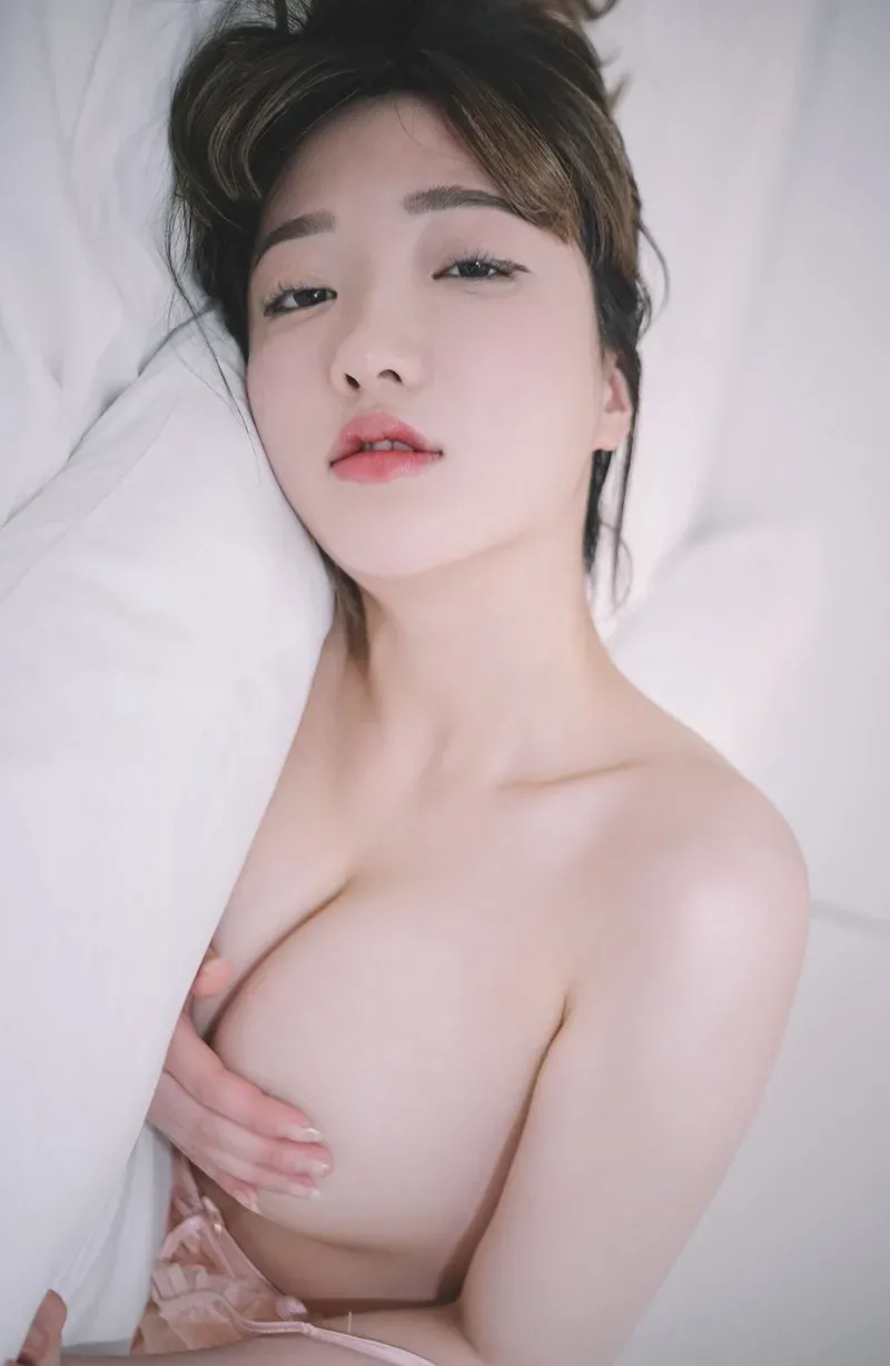 ảnh sex son yeeun 08